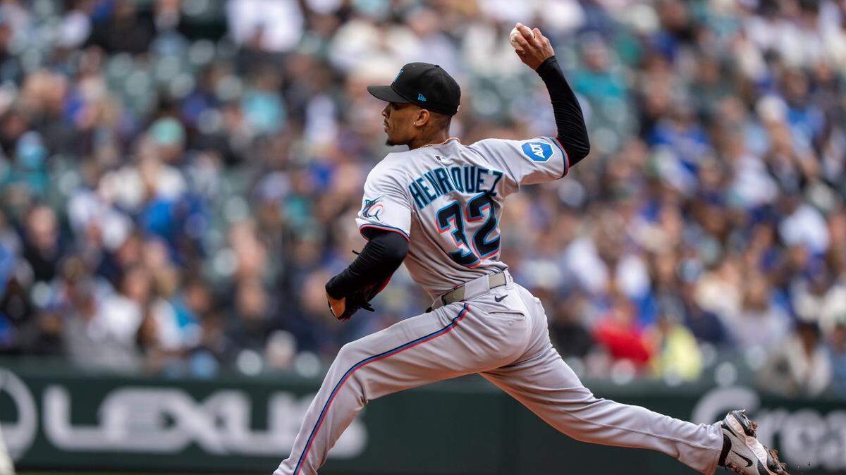 El dominicano Ronny Henríquez pasó de la lista de peloteros disponibles de los Mellizos de Minnesota a figura clave en el bullpen de los Marlins de Miami y vive el mejor momento de su carrera en Grandes Ligas. 