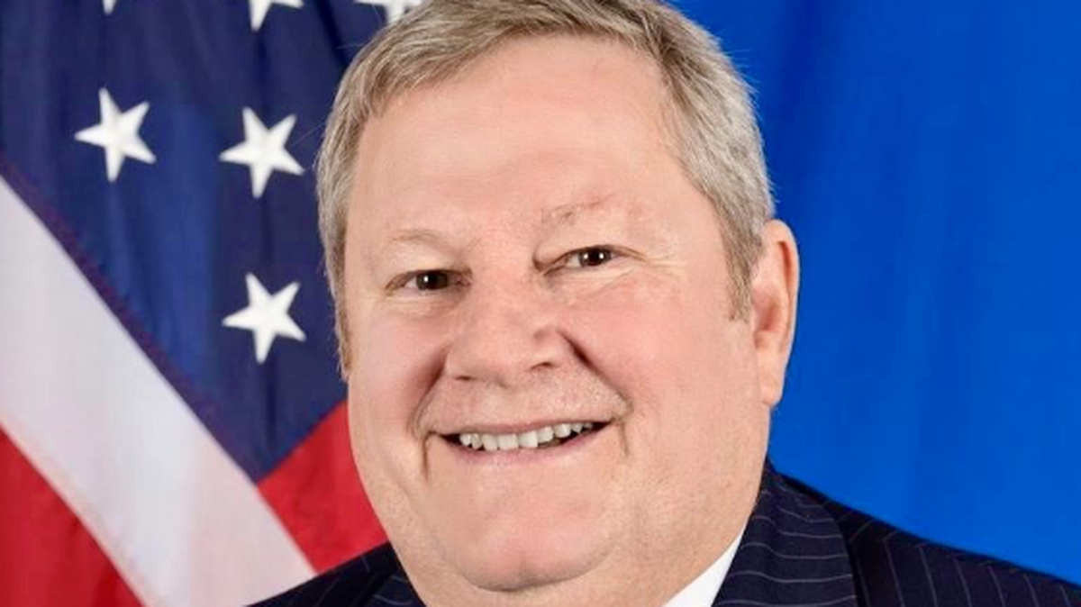 La embajada rusa en Cuba acusa de “intrigas” al encargado de negocios de EEUU, Mike Hammer, un experimentado diplomático con 35 años de carrera que asumió la misión diplomática en La Habana.