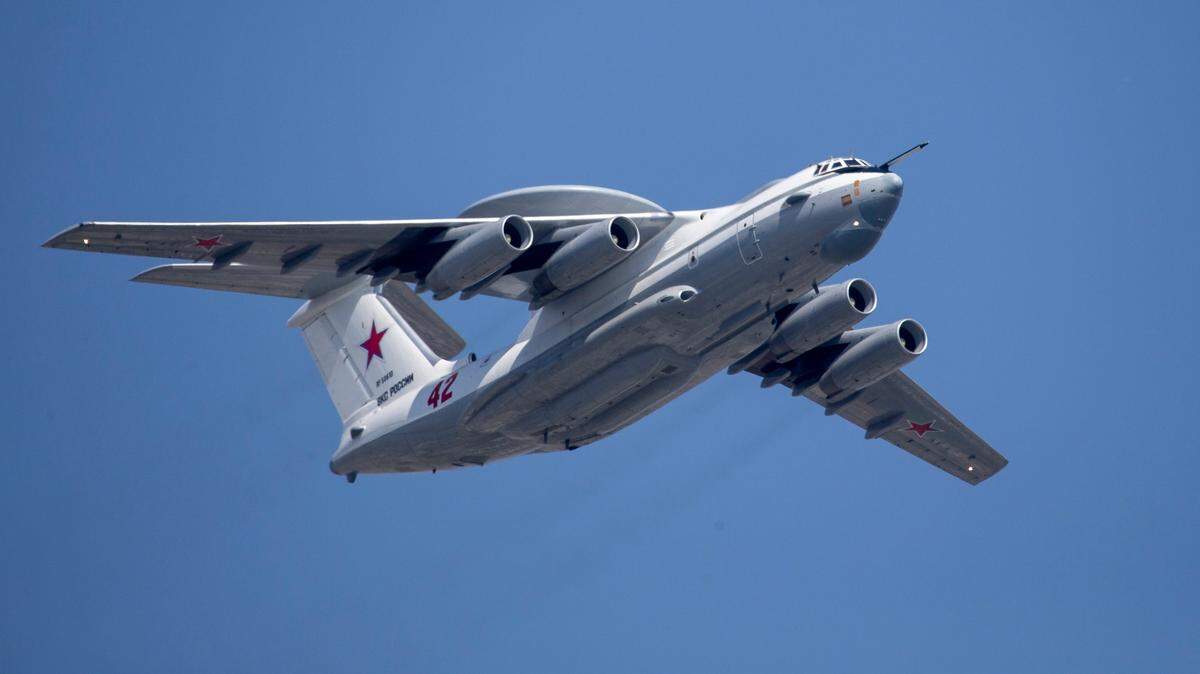 Foto de archivo de un avión Beriev A-50, un avión de reconocimiento ruso que Ucrania dice derribó este lunes, el primero tras casi dos años de guerra.