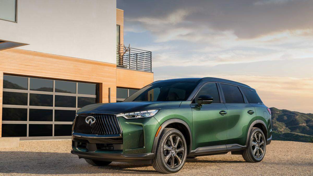 El Infiniti QX60 del 2026 destaca por su estilo y sus atributos de serie, mientras que su precio es miles de dólares más bajo que el de muchos competidores.