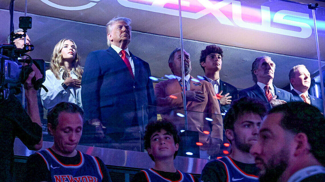 Trump es abucheado en el Madison Square Garden antes del tercer juego de las Finales de la NBA