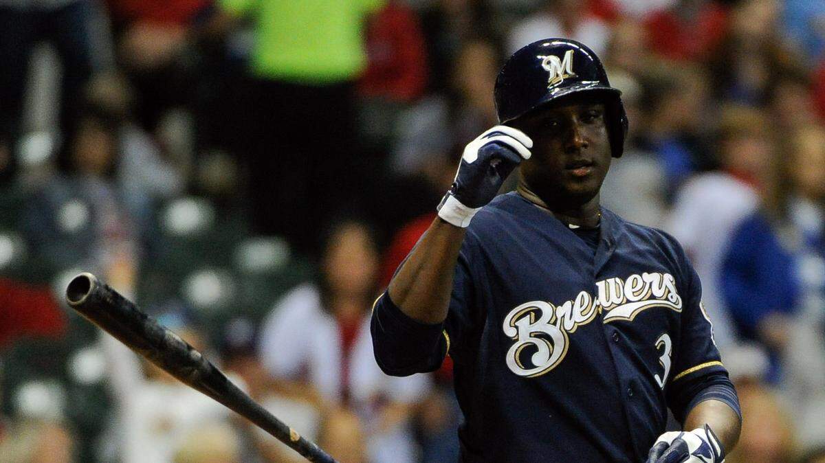 Yuniesky Betancourt jugó nueve temporadas en Grandes Ligas con los Marineros de Seattle, los Reales de Kansas City y los Cerveceros de Milwaukee.