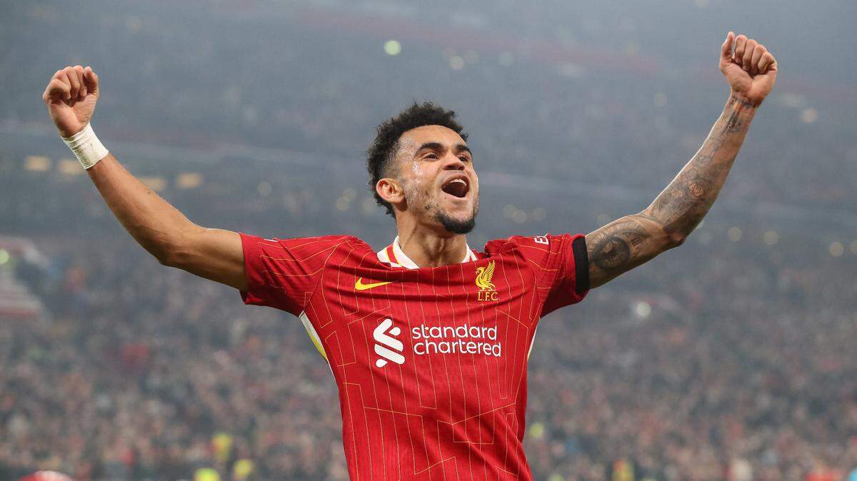 Con tres dianas del colombiano Luis Díaz, el Liverpool ganó 4-0 el martes al Bayer Leverkusen en la cuarta fecha de la Liga de Campeones.