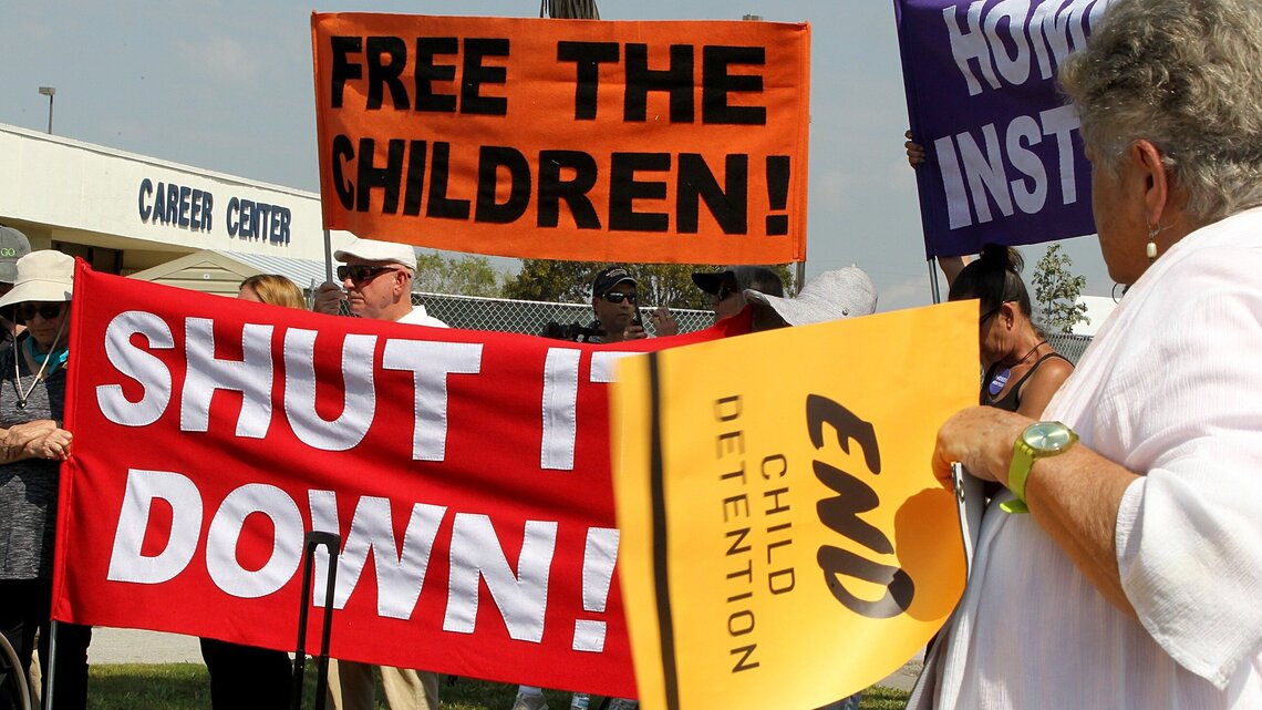 Activists hope to put pressure on banks that finance Homestead migrant detention center