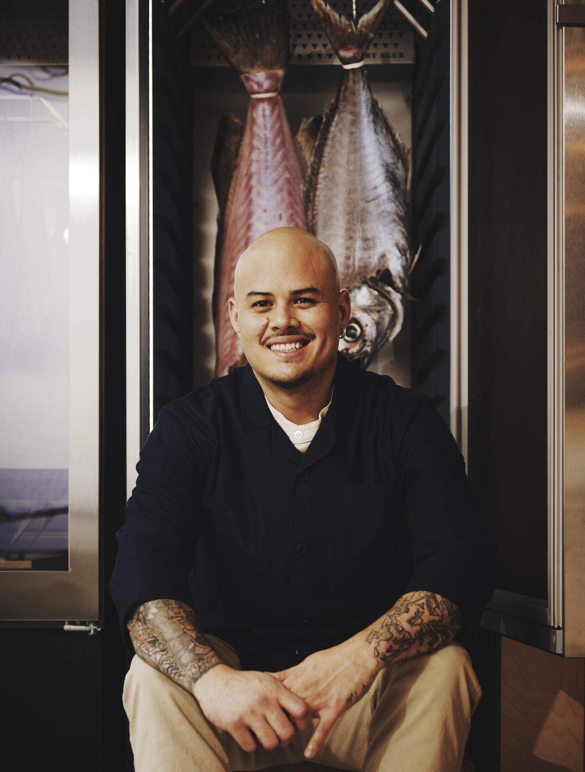Chef Nando Chang en Itamae Ao, un restaurante estilo omakase que sirve cocina peruano-japonesa en Midtown.