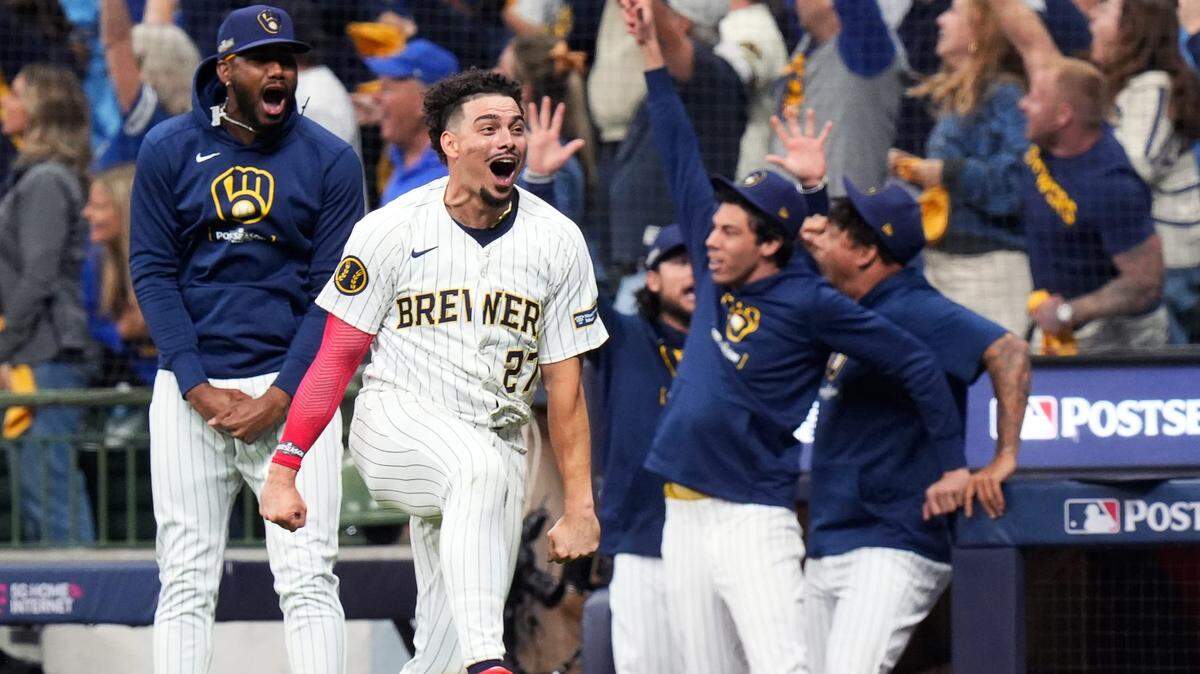 El torpedero dominicano Willy Adames alcanzó un acuerdo por ocho temporadas y $182 millones con los Gigantes de San Francisco, informó este sábado el portal oficial MLB.com.