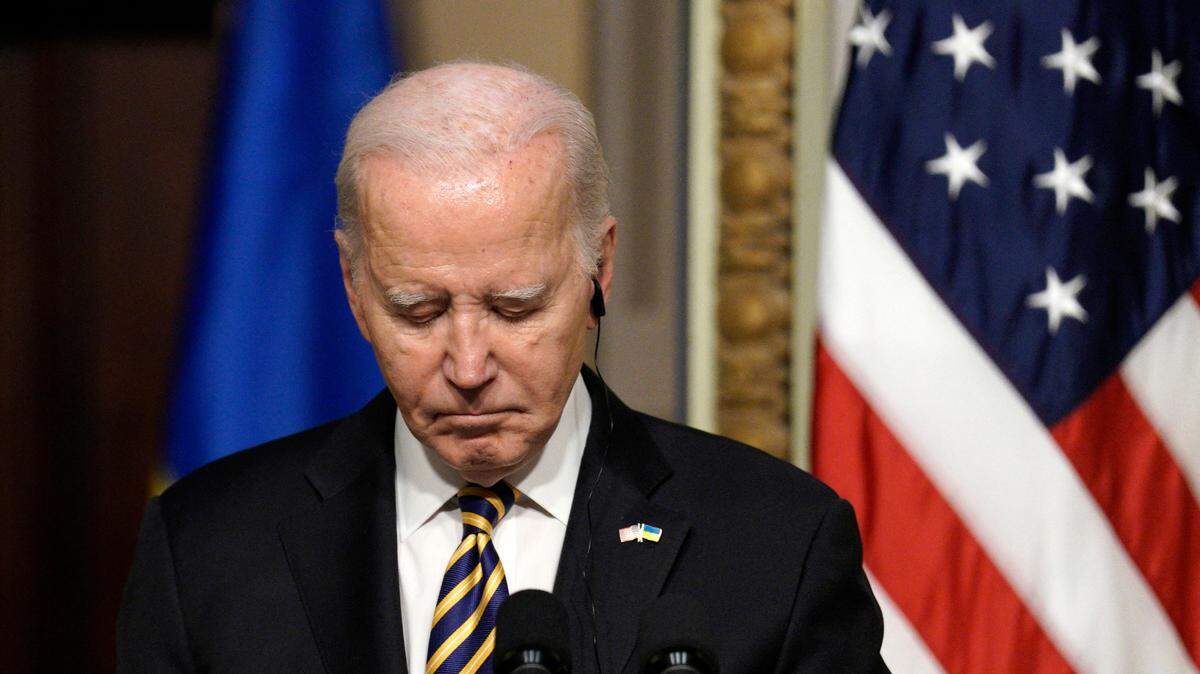 El presidente de Estados Unidos, Joe Biden, participa en una conferencia de prensa conjunta con su homólogo de Ucrania, Volodymyr Zelenskyy (no está en la foto), el martes 12 de diciembre de 2023, en la Casa Blanca, Washington, D.C.