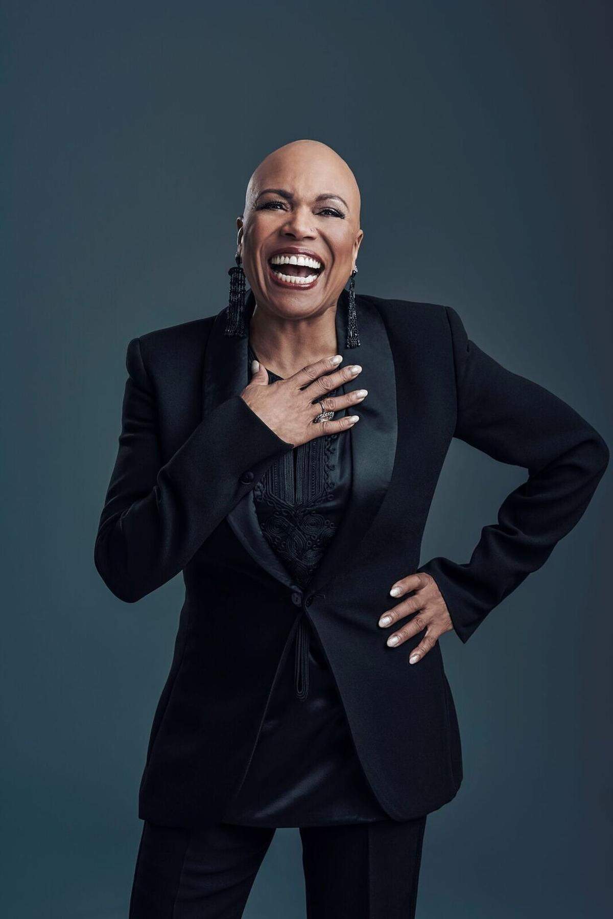 Dee Dee Bridgwater, una de las mejores vocalistas de jazz de su generación, cerrará el segundo concierto a las 9:30 p.m.