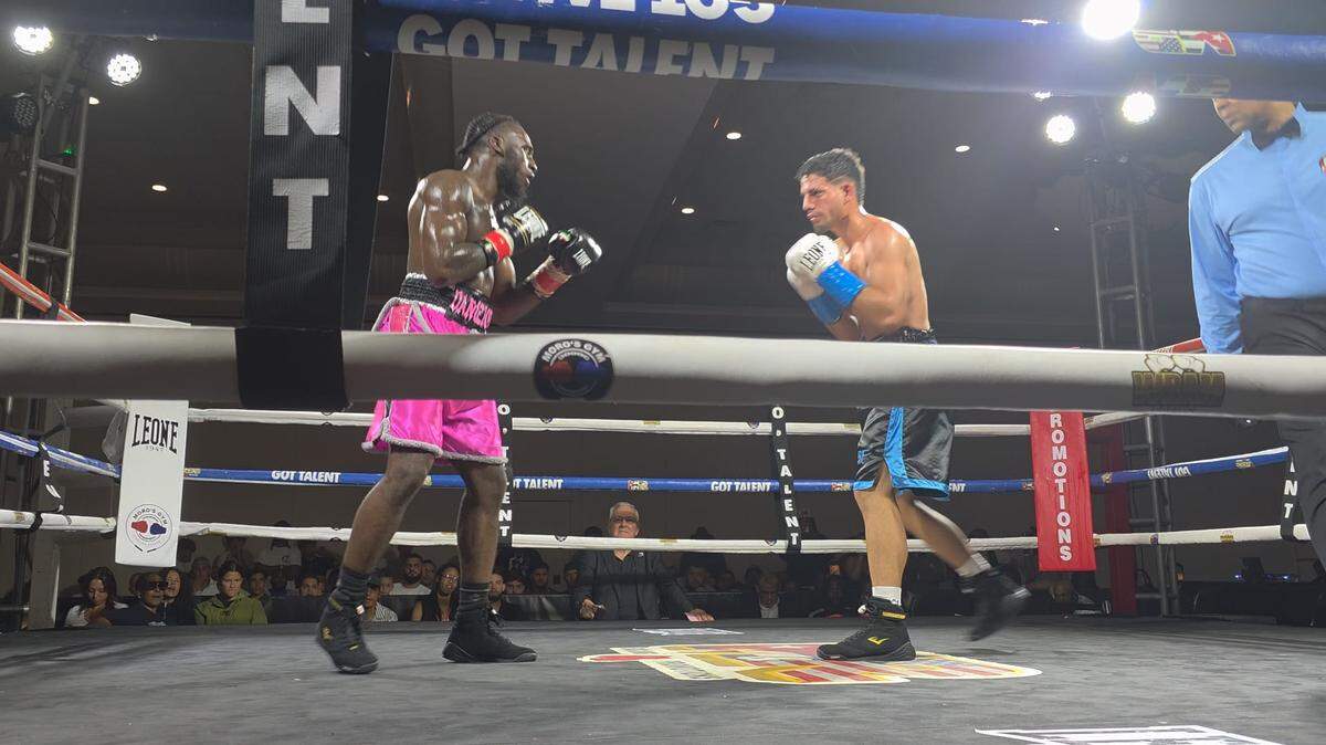 La pelea estelar no decepcionó, aunque terminó siendo una noche complicada para el cubano Brayan Fonteboa, quien sufrió la primera derrota profesional de su carrera ante un muy sólido Tayre Jones.