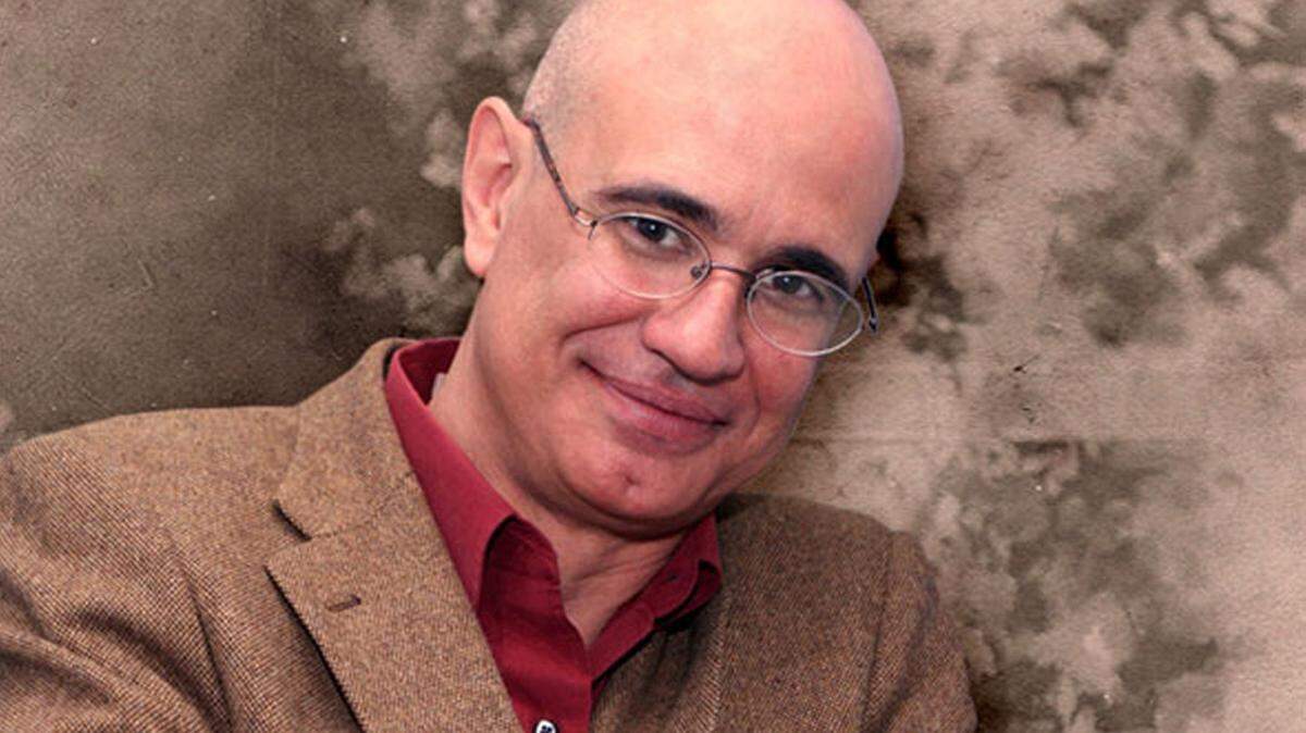 El escritor Antonio Orlando Rodríguez.