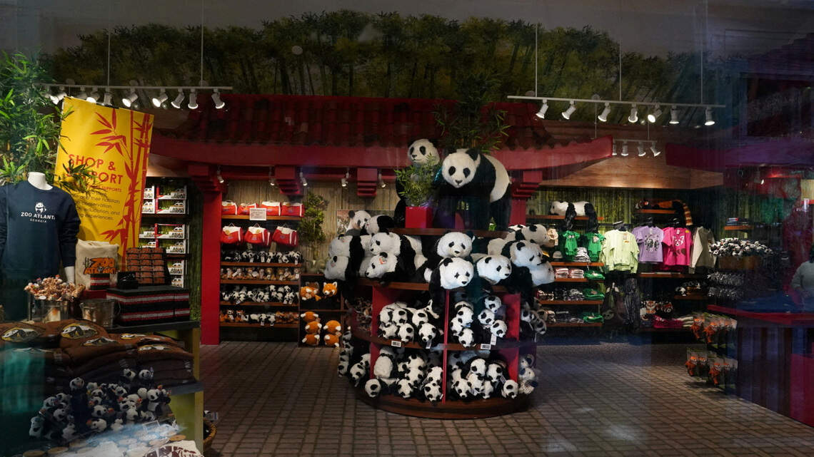 Una pareja de pandas llega al zoo de Atlanta tras la cumbre de Trump y Xi