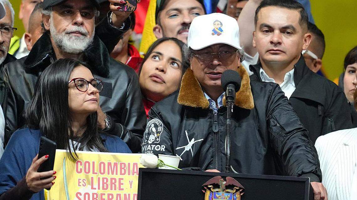 Petro habló con Delcy Rodríguez y le propuso un diálogo tripartito con Estados Unidos