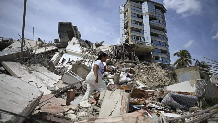 Florida Venezuelans frantic over family missing, feared dead after quakes