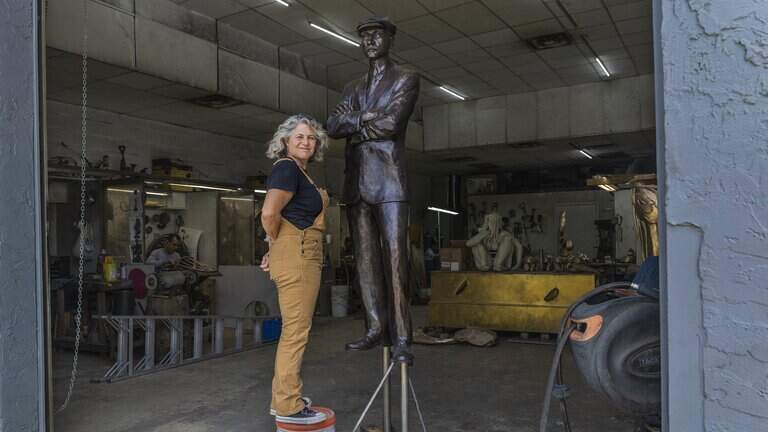 The Cuban sculptor behind a new monument in Miami Springs of city’s founder