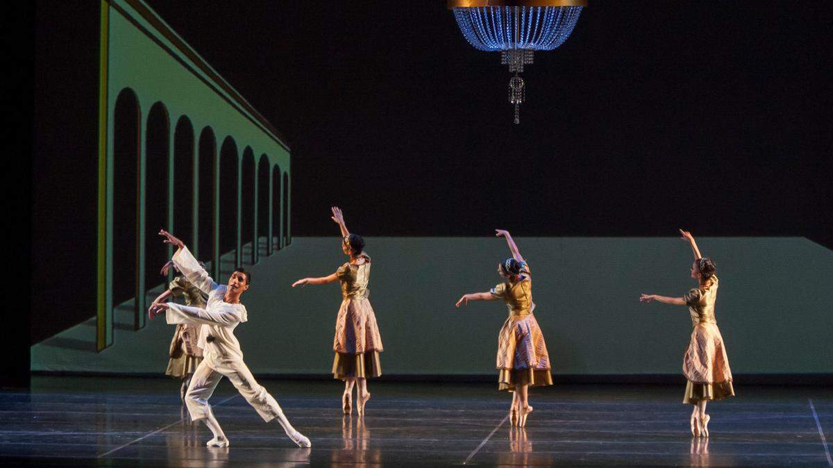  “Carnaval”, coreografía de Eriberto Jiménez basada en el original de Michel Fokine, cerrará la función. En la foto, Josue Justis como Pierrot (2014). 
