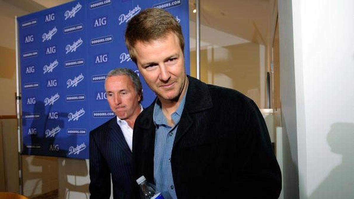Los miembros de Comité de la Era Contemporánea del Salón de la Fama de Grandes Ligas eligieron al intermedista Jeff Kent al Templo de los Inmortales al darle 14 votos (87.5%) de un panel integrado por 16 miembros, superando los 12 necesarios para la elección. 