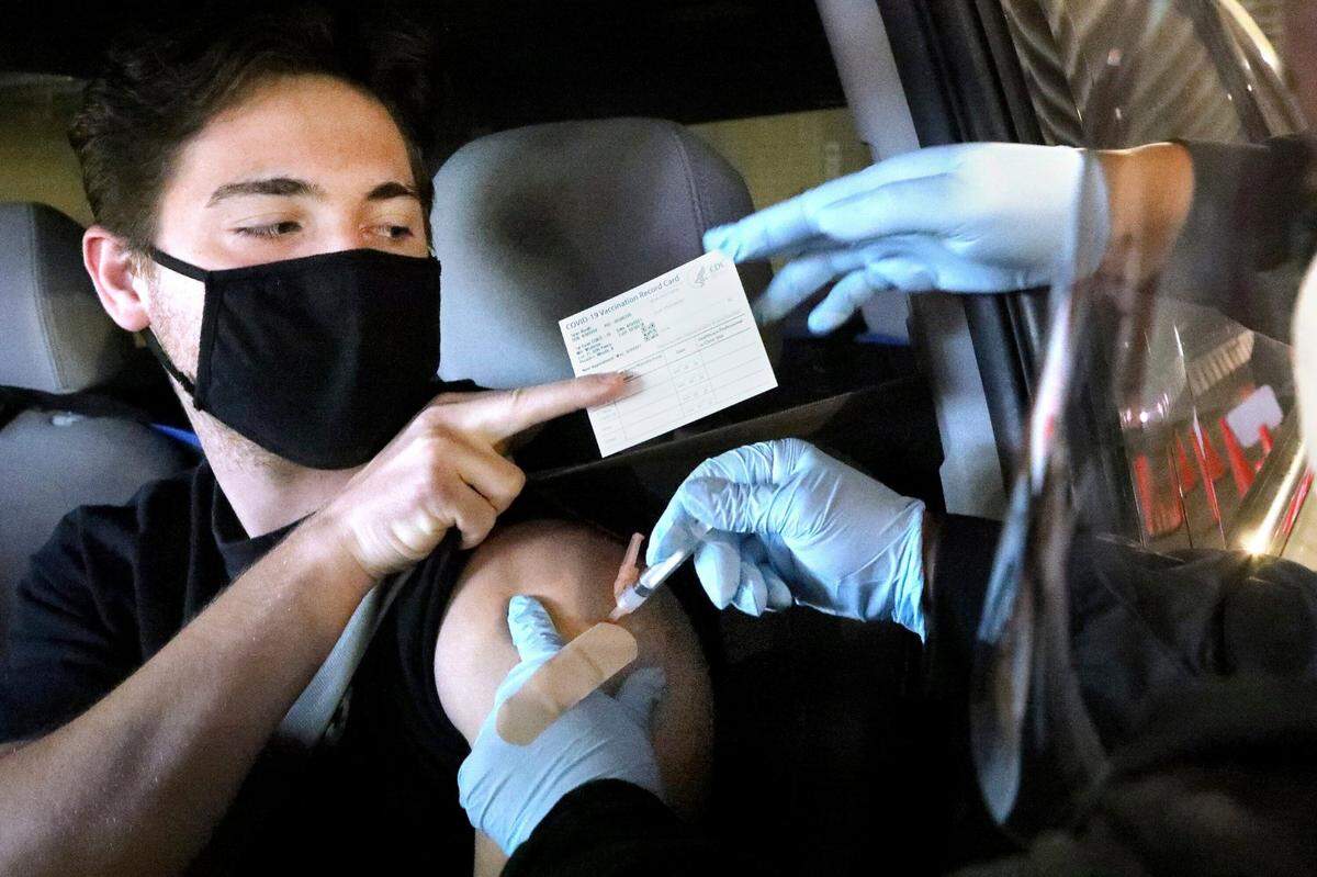 Did you lose your CDC COVID-19 vaccine card? There are options on how to get your records in Florida.