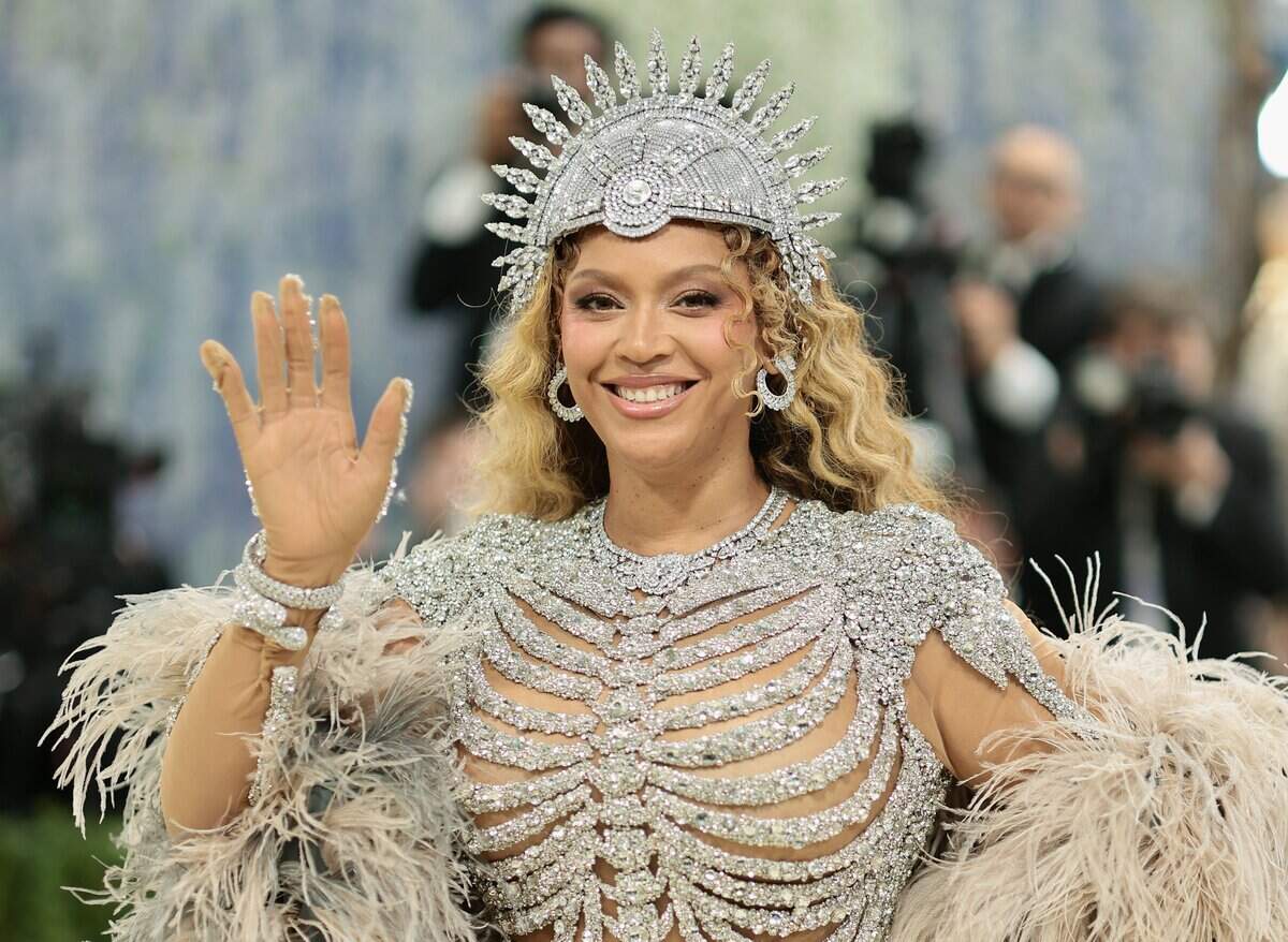NEW YORK, NEW YORK - MAY 04: Beyoncé attends the 2026 Met Gala celebrating "Costume Art" at the Metropolitan Museum of Art on May 04, 2026 in New York City. (Photo by Dimitrios Kambouris/Getty Images for The Met Museum/Vogue)
