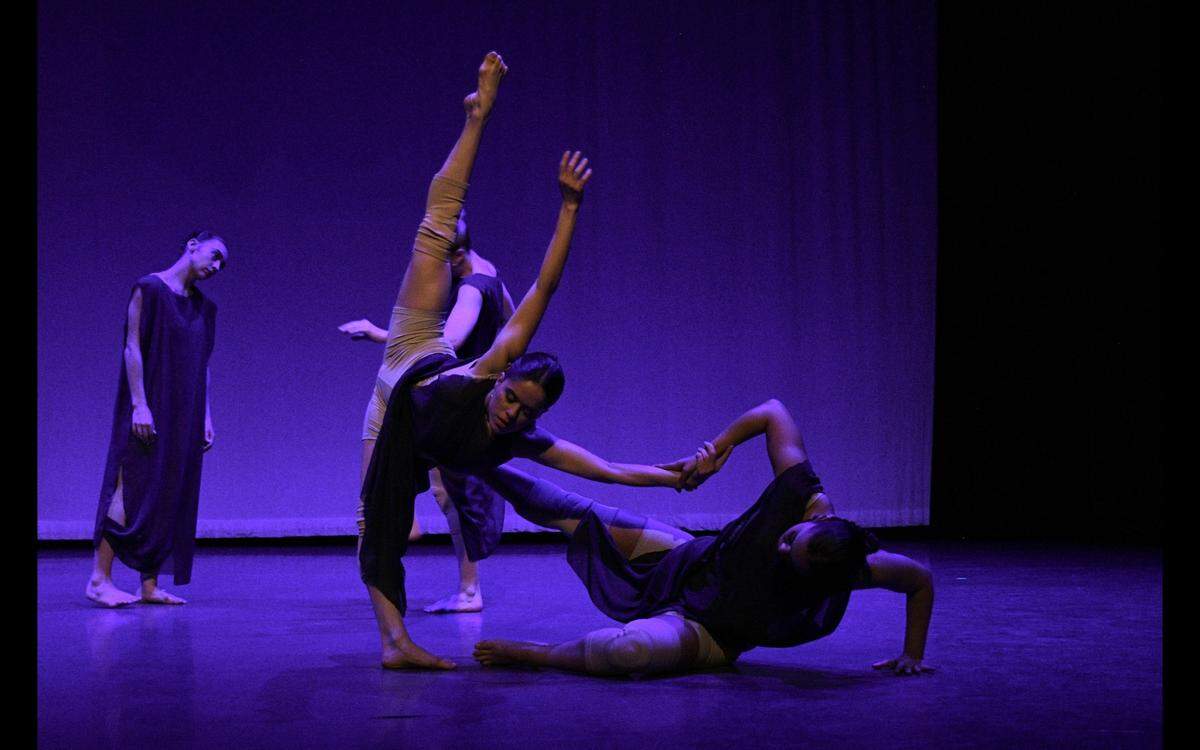 Daniela Cepero, bailarina de STYX Company, en “PRISM”.