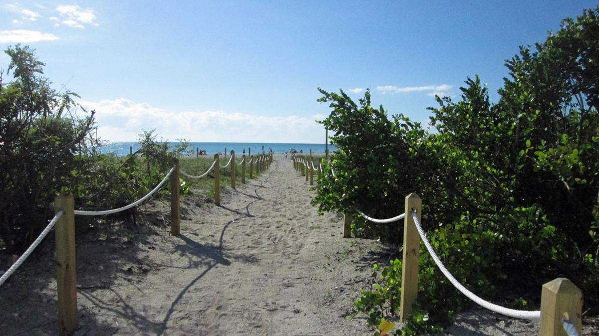  La violación tuvo lugar en la playa a la altura de la calle 15 en Miami Beach.