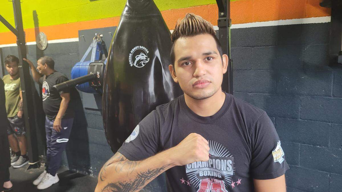 Melvin López se ha quitado un peso de encima al ganar más libras. Por primera vez en su carrera el ex retador mundial en las 118 peleará en la categoría súper gallo escuchando al llamado de su cuerpo y el consejo de su equipo que desea al nicaragüense en ruta hacia otro título mundial.