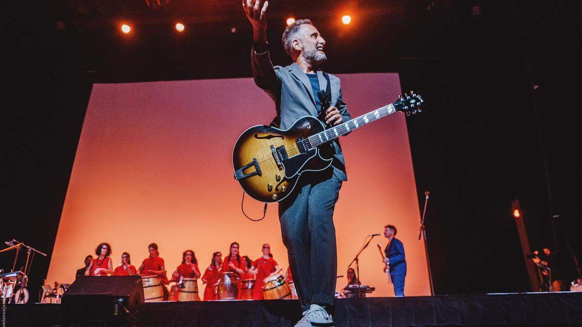 Jorge Drexler se presenta en el James L. Knight Center.