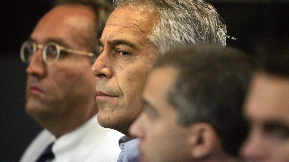 Putin, Bannon y otras figuras clave: Correos muestran la sombra global de Epstein