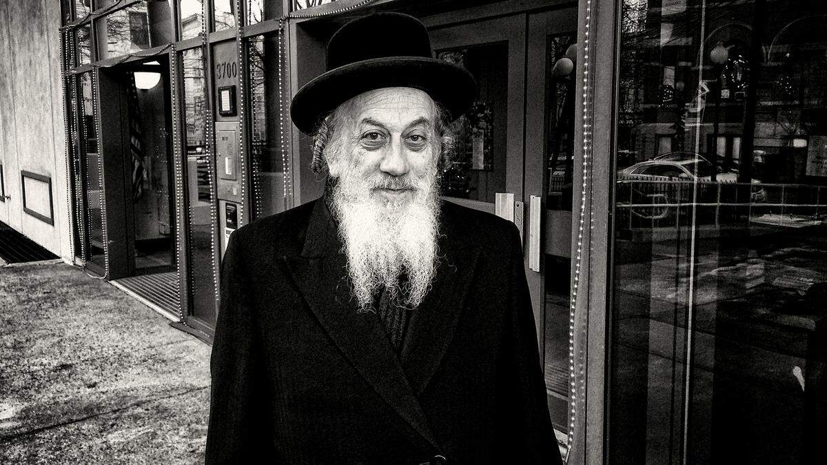 “Rabbi II”, C-Print, 2018.