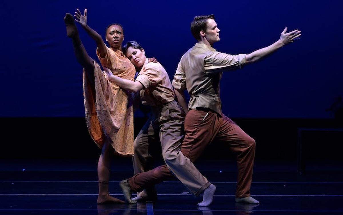 Estreno mundial de “Blue Pencil” de Dance NOW Miami en Miami Theater center.