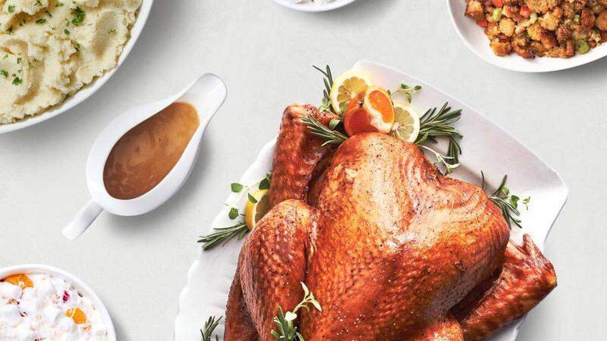 Varias tiendas de comestibles del sur de la Florida ofrecen promociones especiales para la cena de Acción de Gracias, incluyendo ofertas de 2x1 en productos para la mesa el jueves, 27 de noviembre de 2025. Esta oferta es la promoción especial de Acción de Gracias de Publix.