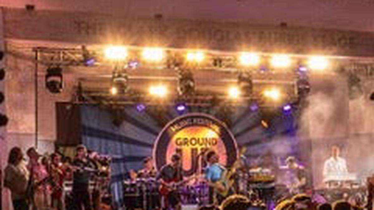 GroundUP ofrece una mezcla diversa de géneros que brindan una experiencia única tanto para músicos como para fanáticos.