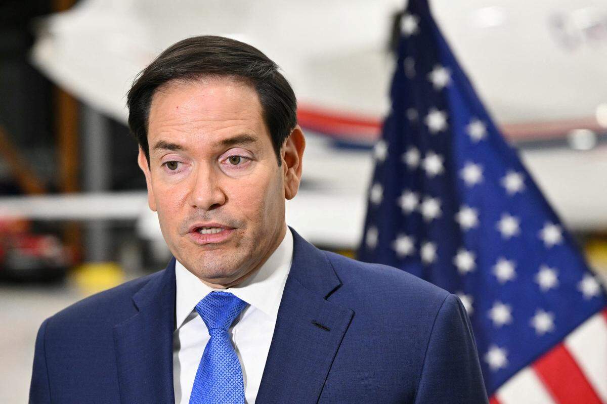 US Secretary of State Marco Rubio speaks to traveling journalists at the John C. Munro Hamilton International Airport in Hamilton, Ontario, on November 12, 2025 after the G7 foreign ministers meeting. (Photo by Mandel NGAN / POOL / AFP) (Photo by MANDEL NGAN/POOL/AFP via Getty Images)