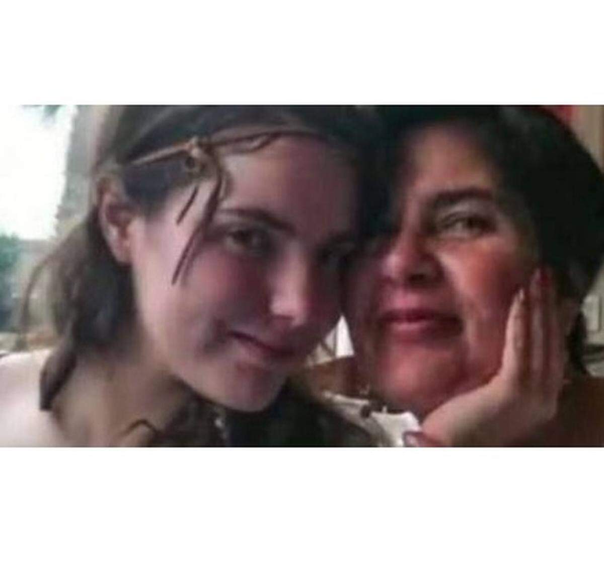 Sol y Graciela Cifuentes.