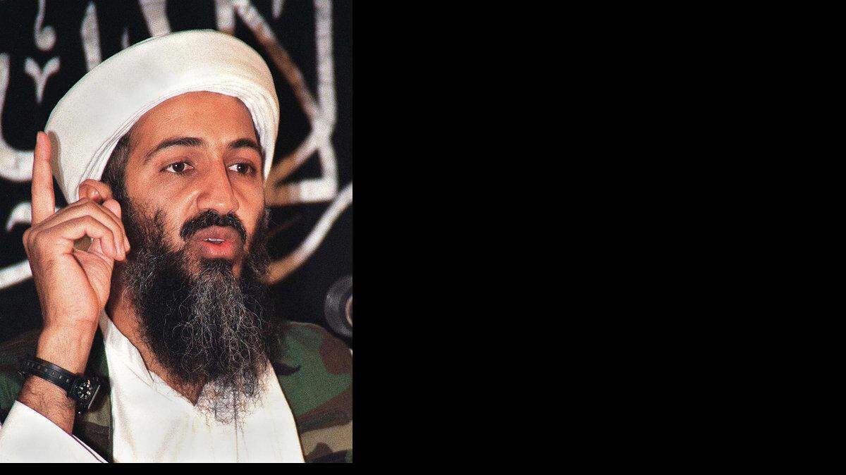 Foto sin fecha del líder de Al Qaida Osama bin Laden, 
tomada en un lugar no identificado de Afganistán.