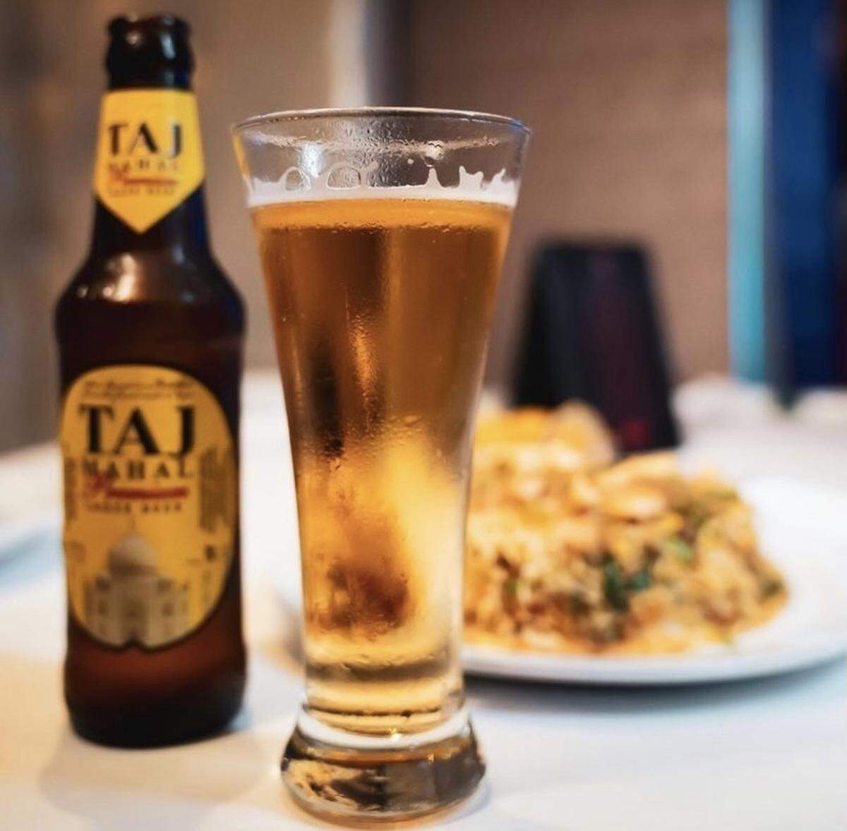 Cerveza Taj Mahal del restaurante Bombay Darbar.