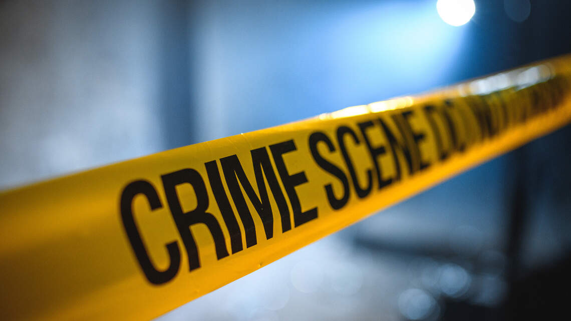 Policía investiga muerte de hombre hallado colgado de un puente en Opa-locka