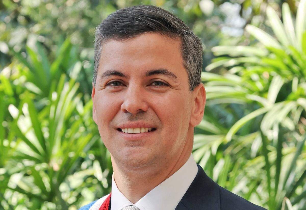 Santiago Peña, presidente de Paraguay (2024).