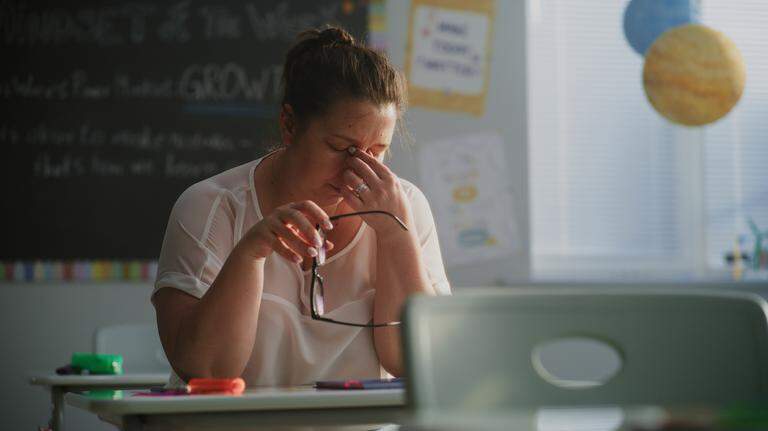 ¿Quién cuida a quienes educan? Los profesores y el costo silencioso del agotamiento | Opinión