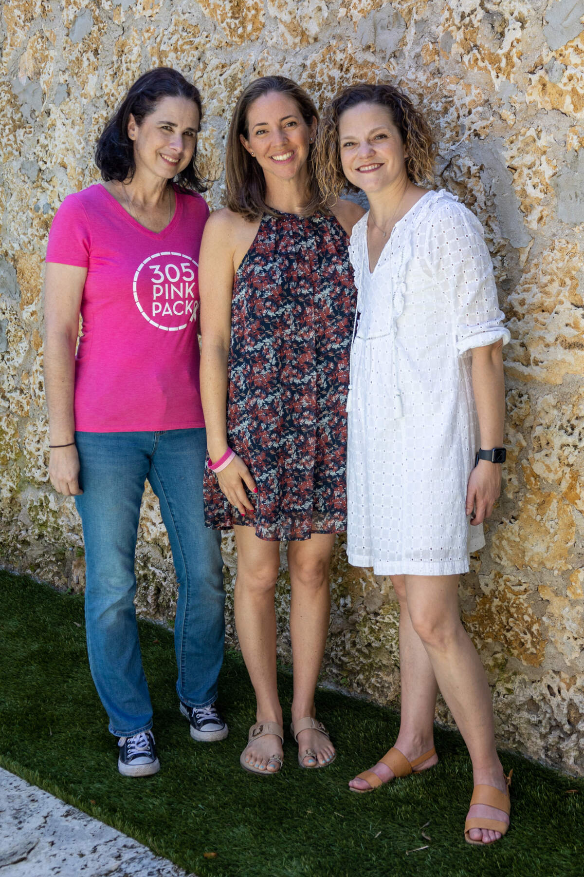 Las fundadoras de 305 Pink Pack, Suzette López Nathalie Vazquez y Rosemary Carrera.