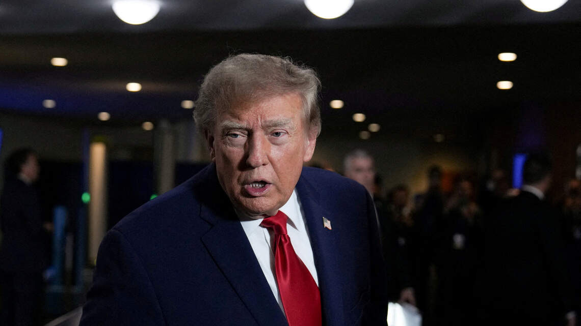 Encuesta: más votantes dicen que su voto al Congreso será contra Trump que a su favor