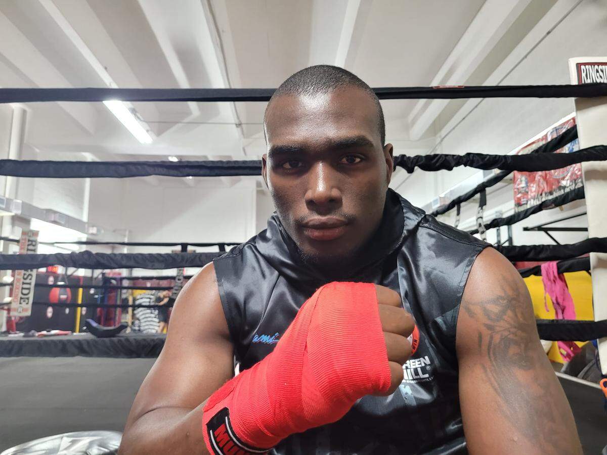 Gustavo Trujillo estaba tan cerca que ya casi podía tocar un título mundial. Sin embargo, el “Asesino Cubano’’ ya no sabe qué pensar porque Bare Knuckle Fighting Championship (BKFC) sigue sin cumplir su palabra ni tampoco le ofrece una pelea importante, a pesar de que él ha comentado repetidamente estar listo para lo que venga.