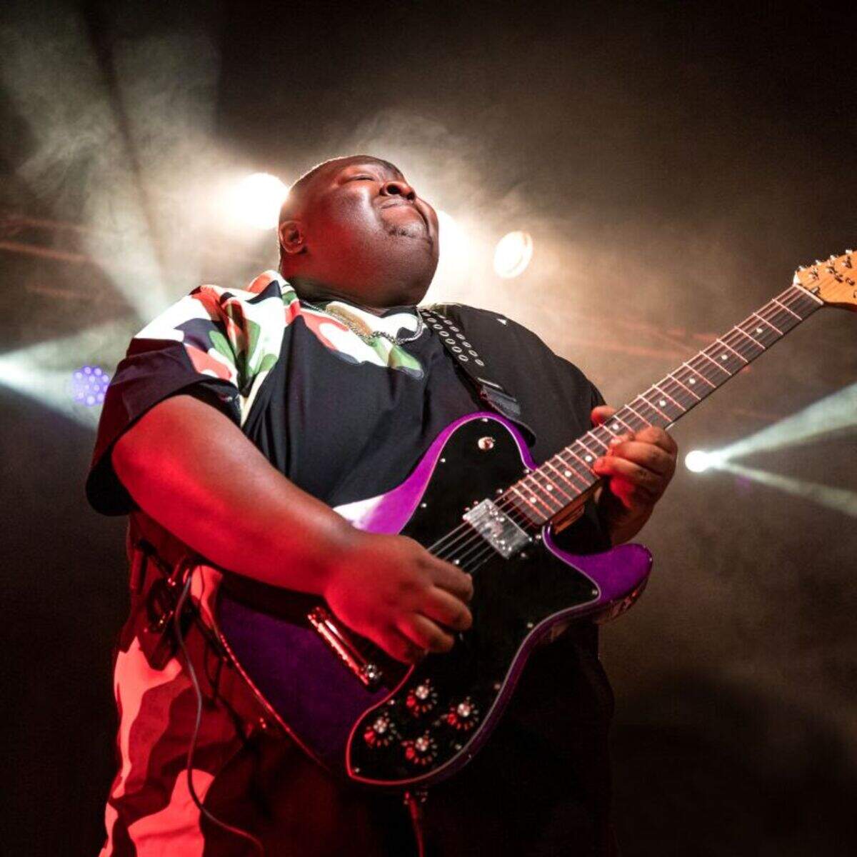 El guitarrista, vocalista y compositor ganador del GRAMMY, Christone “Kingfish” Ingram, en Miami Beach Bandshell.