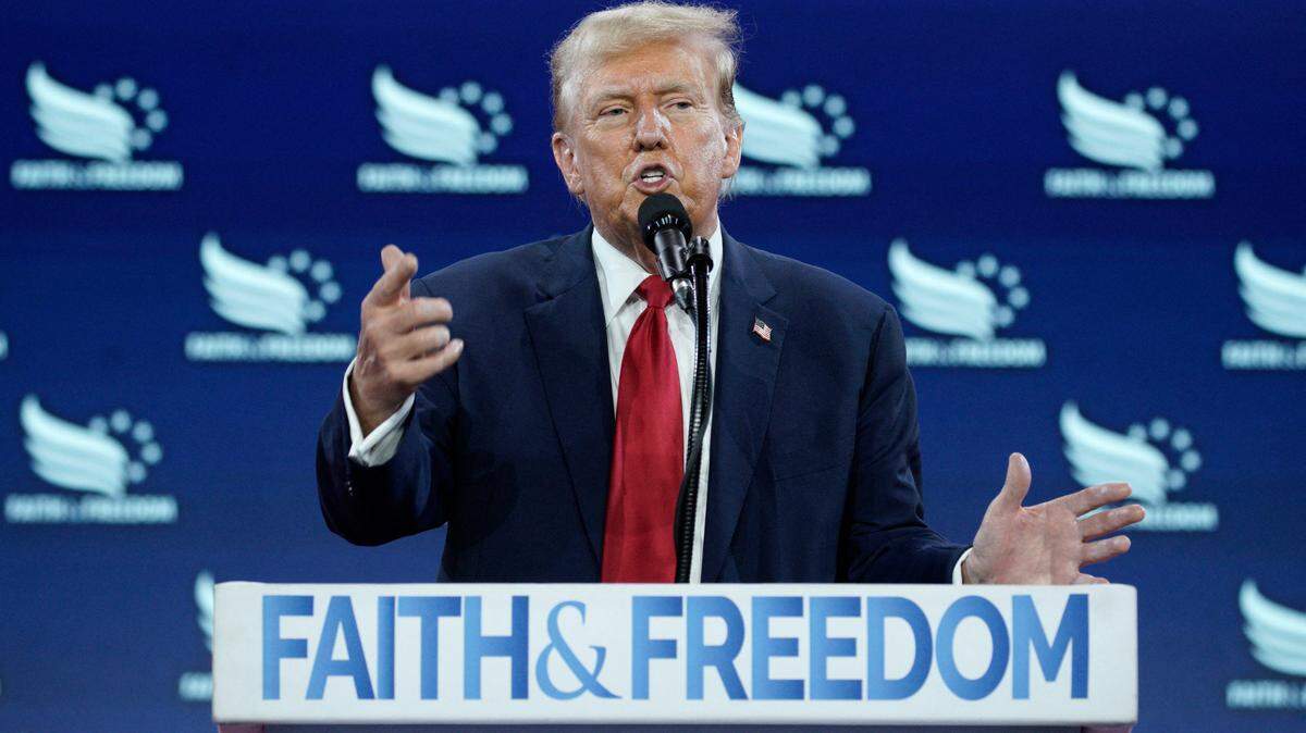 El expresidente estadounidense Donald Trump habla en un encuentro organizado por la organización Faith and Freedom Coalition, el 22 de junio de 2024 en Washington.