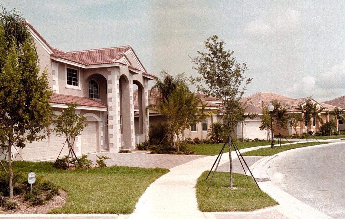 Muchos colombianos planean mudarse para el sur de la Florida y comprar una vivienda en vecindarios como Weston, donde ya existe una comunidad colombiana.