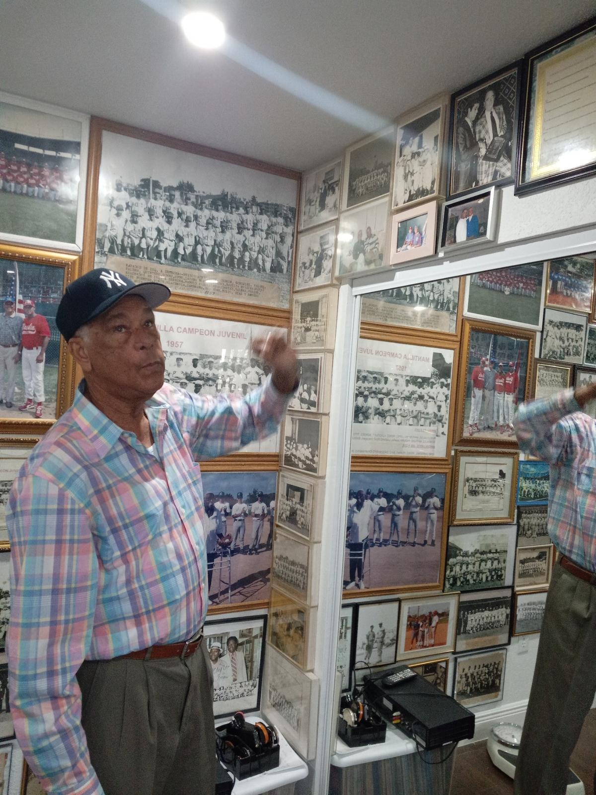 Por sus manos expertas de Lázaro Ruiz pasaron decenas de peloteros que luego se convirtieron en estrellas de Grandes Ligas, de los torneos profesionales de Latinoamérica y de las Series Nacionales.