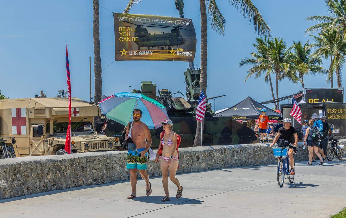 El Hyundai Air & Sea Show regresa para su octavo Saludo Nacional anual a los Héroes de Estados Unidos en Miami Beach, el sábado 25 de mayo de 2024.