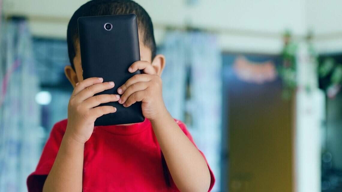 Los ‘dumbphones’ o ‘teléfonos tontos’, una ayuda en la tendencia de la desconexión digital