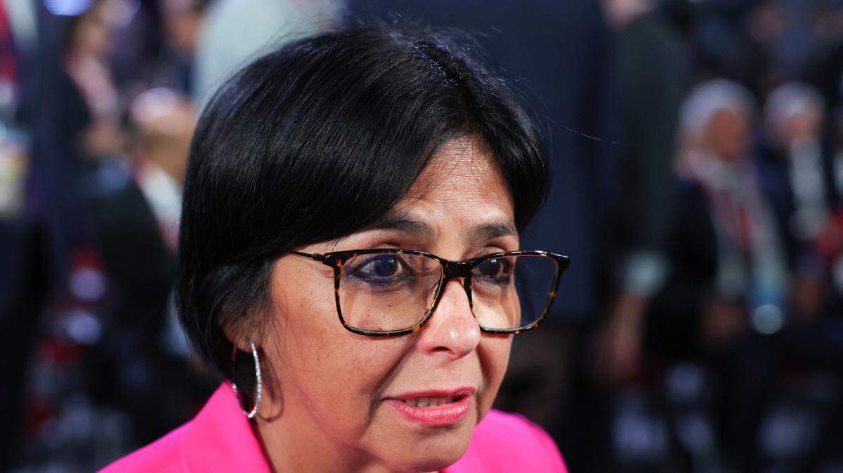 Foto de archivo. La vicepresidenta ejecutiva venezolana, Delcy Rodríguez, expresó en la red social X que el mandatario guyanés, Irfaan Ali, violenta y desconoce abiertamente las obligaciones de Guyana conforme al Acuerdo de Ginebra de 1966, que establece una solución negociada y beneficiosa del conflicto entre ambos países.