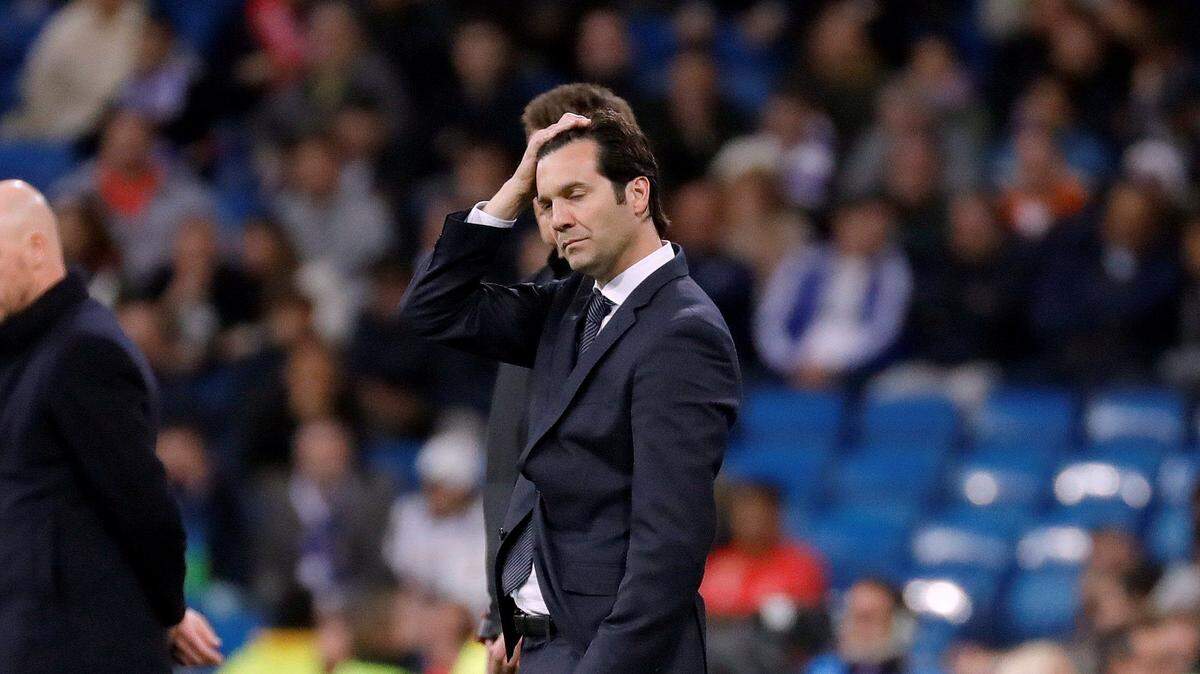 El futuro de Santiago Solari, entrenador del Real Madrid, está en el aire y durante toda la jornada de este jueves su posible destitución se manejaba en las oficinas del club blanco.