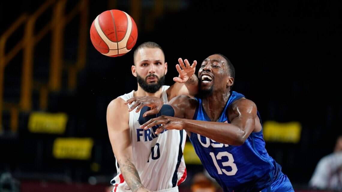 Francia arruina debut de EEUU, que sufre primer revés en basquetbol desde 2004